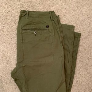 Relwen green chinos